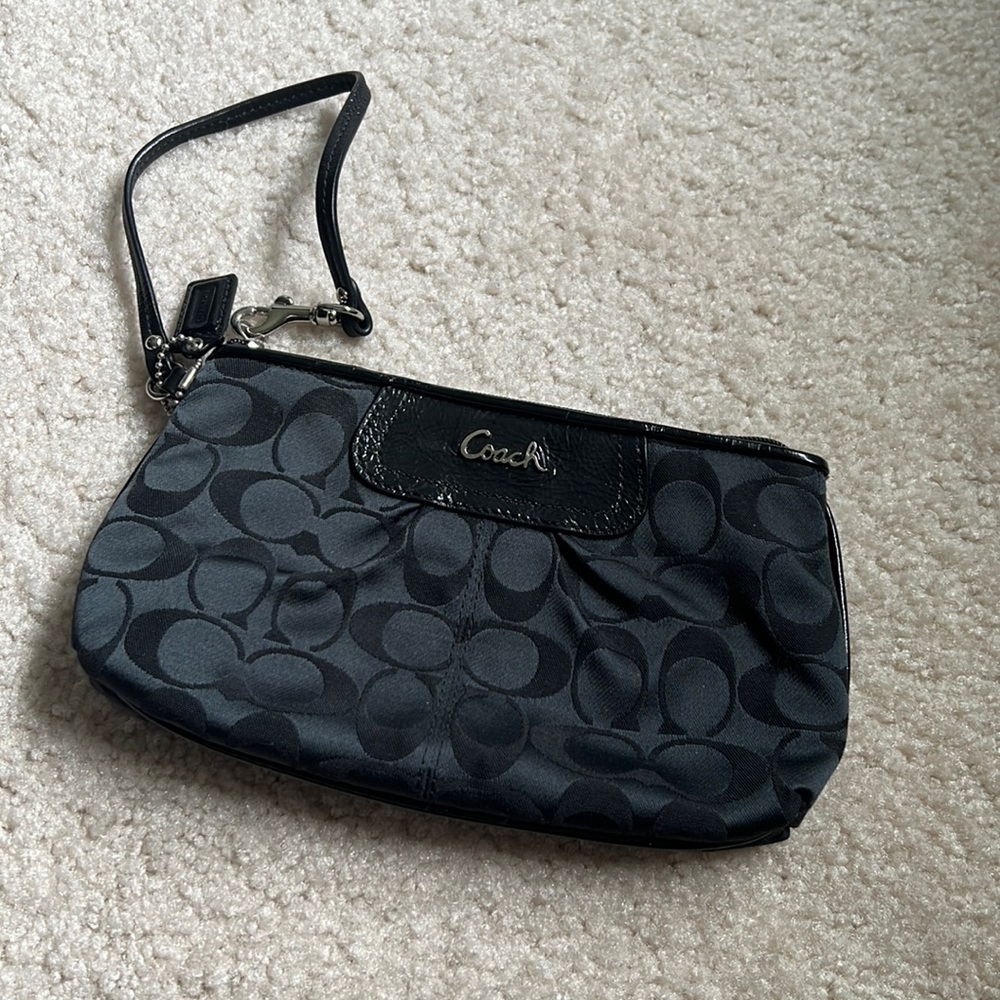Coach C wristlet
